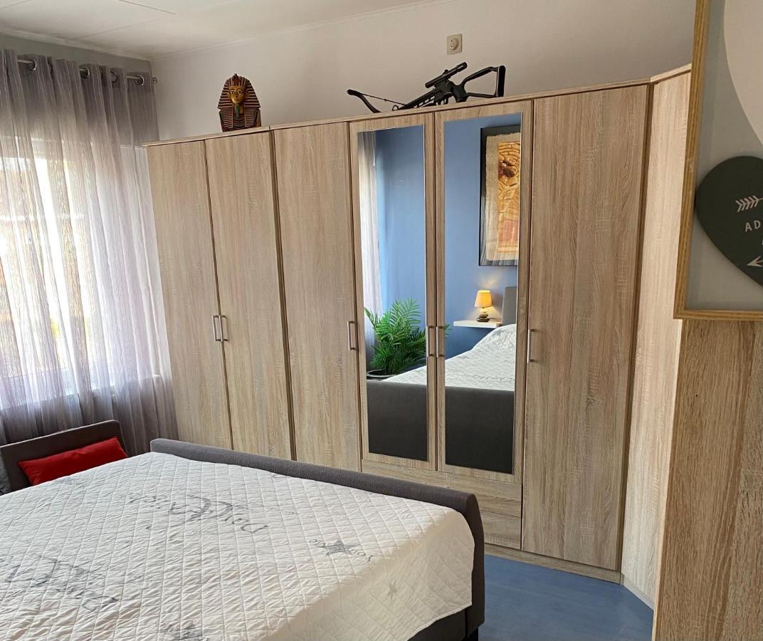 Homestay Mimi'S Rental Bruges Esterno foto